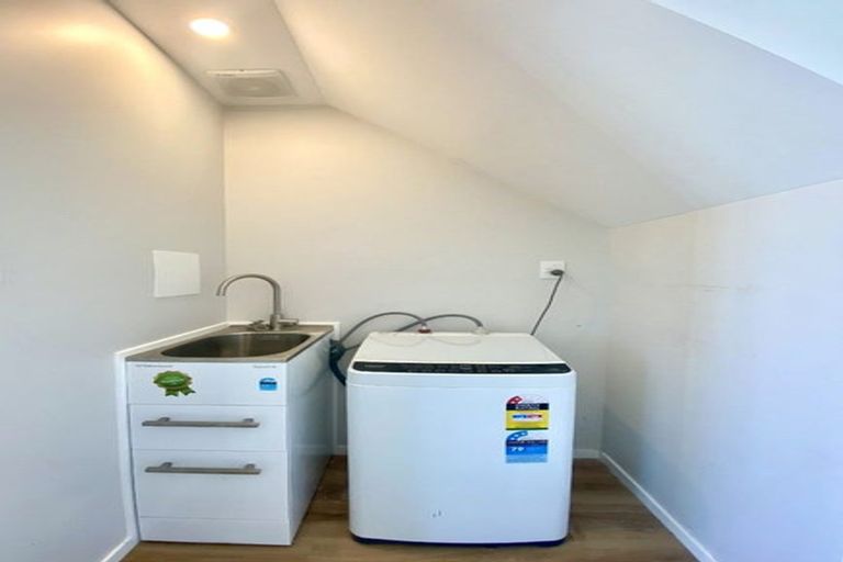 Photo of property in 6 Gloaming Lane, Wallaceville, Upper Hutt, 5018