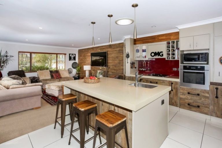 Photo of property in 68 Matarangi Road, East Tamaki, Auckland, 2013