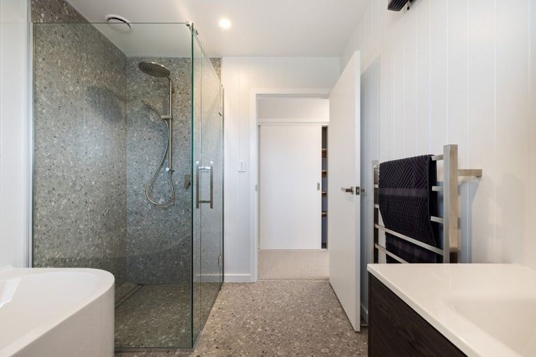 Photo of property in 27 Plover Avenue, Amberley, 7410