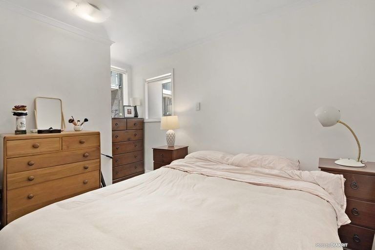 Photo of property in Monvie Apartments, 401/15 Holland Street, Te Aro, Wellington, 6011