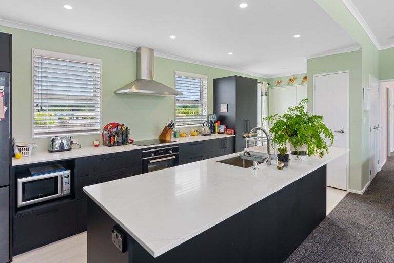 Photo of property in 110 Mountain View Terrace End, Otaki Beach, Otaki, 5512