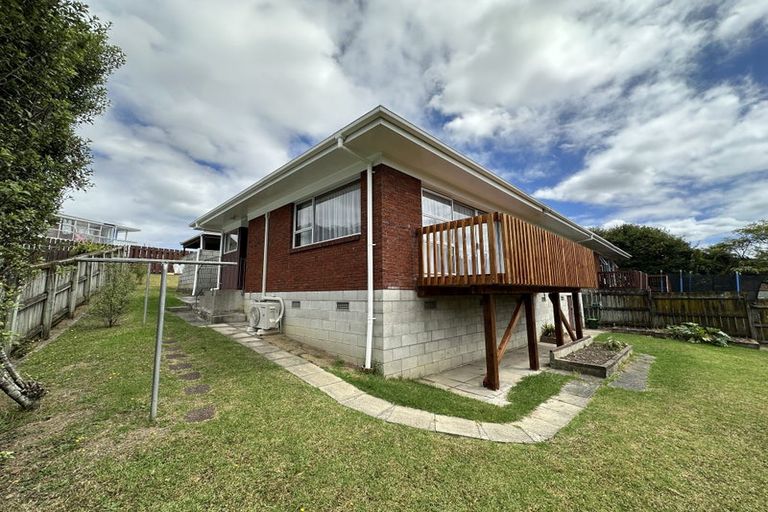 Photo of property in 2/16 Willoughby Avenue, Howick, Auckland, 2014