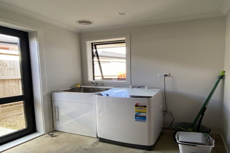 Photo of property in 4 Manawaroa Close, Grandview Heights, Hamilton, 3200