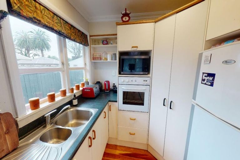 Photo of property in 111 Manawatu Street, Hokowhitu, Palmerston North, 4410