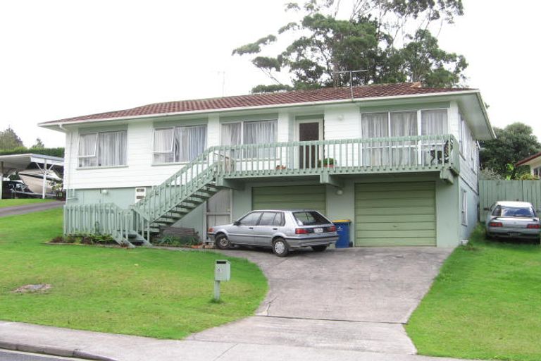 Photo of property in 62 Spence Road, Henderson, Auckland, 0612