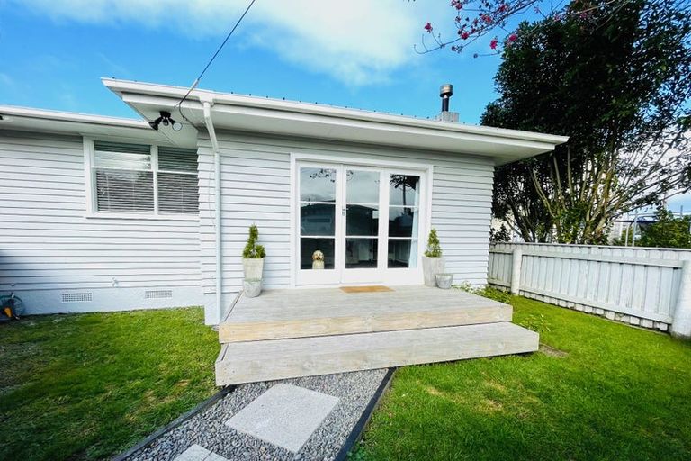 Photo of property in 14a Sinclair Street, Greerton, Tauranga, 3112