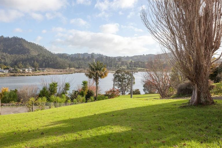 Photo of property in 8 Patton Place, Tairua, 3508