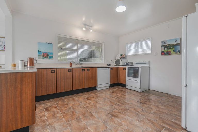 Photo of property in 20 Chippendale Crescent, Highbury, Palmerston North, 4412