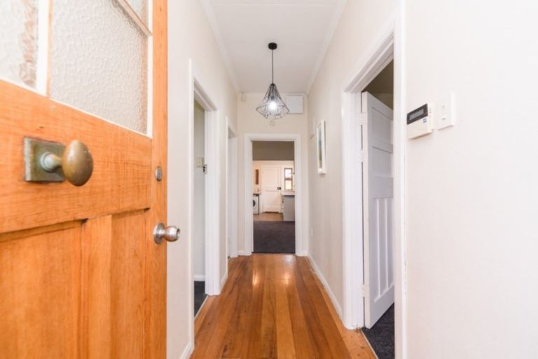 Photo of property in 18 Carlisle Street, Milson, Palmerston North, 4414