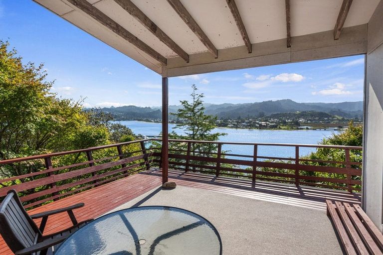 Photo of property in 118 Paku Drive, Tairua, 3508