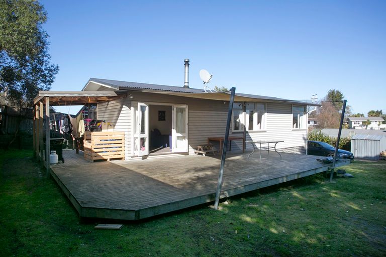 Photo of property in 2/54 Hinemoa Avenue, Taupo, 3330