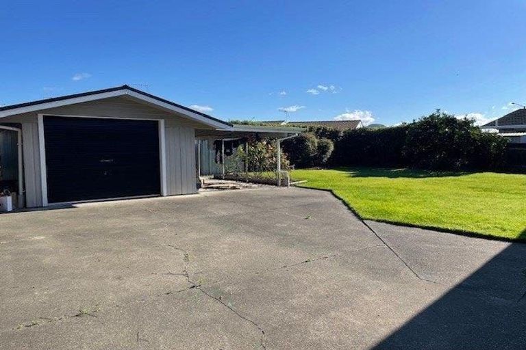 Photo of property in 15a Murphy Road, Taradale, Napier, 4112
