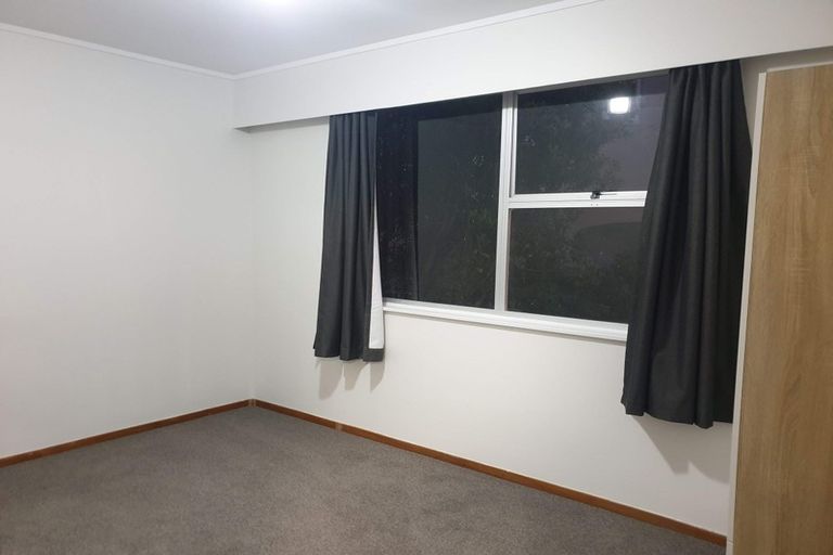 Photo of property in 56 Marellen Drive, Red Beach, 0932