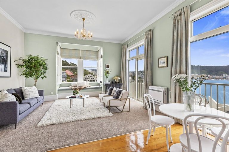 Photo of property in 24 Telford Terrace, Oriental Bay, Wellington, 6011