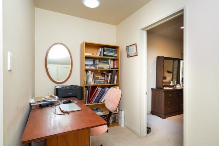 Photo of property in 19a Tainui Drive, Havelock North, 4130