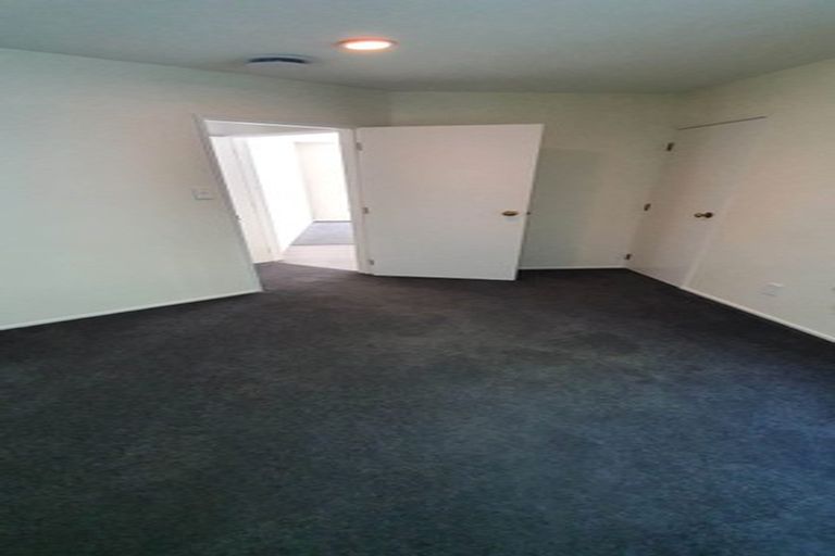 Photo of property in 68a Vipond Road, Stanmore Bay, Whangaparaoa, 0932