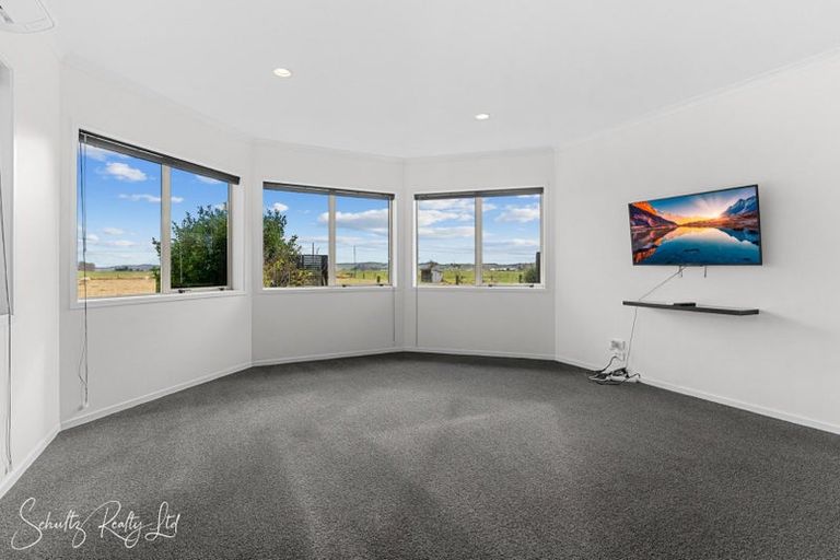 Photo of property in 16 Wallace Road, Ruawai, 0591