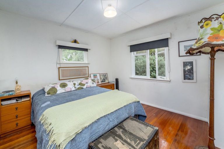 Photo of property in 77 Taumata Island Road, Taumata Island, Carterton, 5792