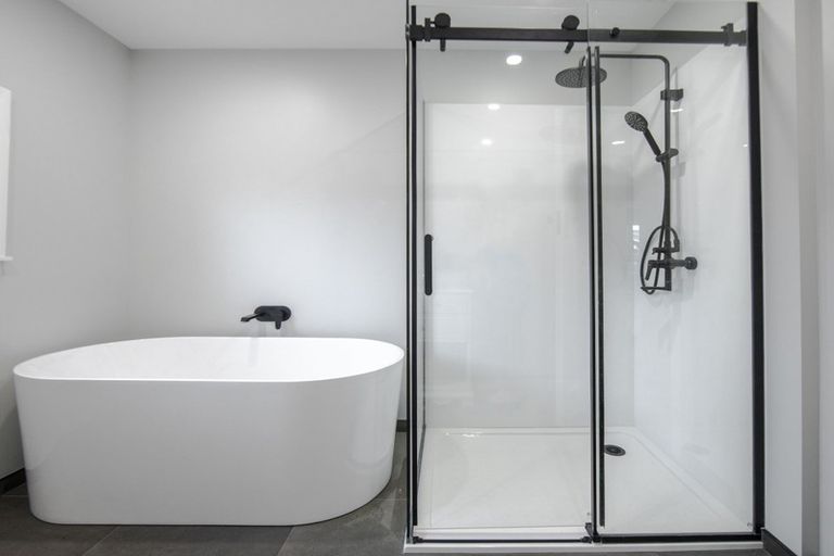 Photo of property in 17 Wilsons Road, Saint Martins, Christchurch, 8022