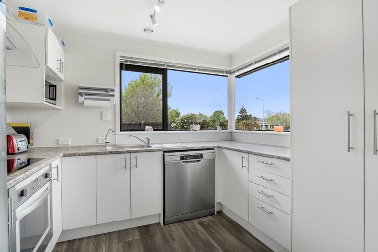 Photo of property in 32 Nixon Street, Tinwald, Ashburton, 7700