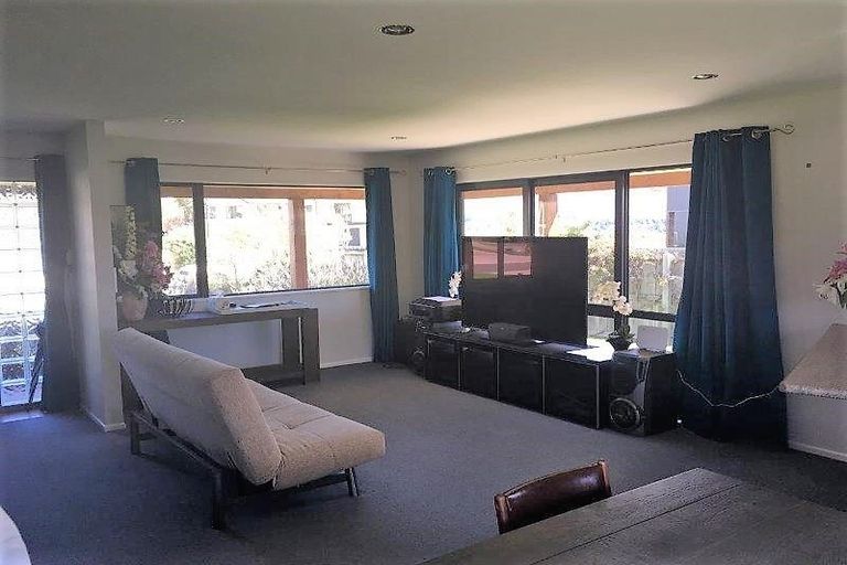 Photo of property in 34 Mataraki Place, Wanaka, 9305