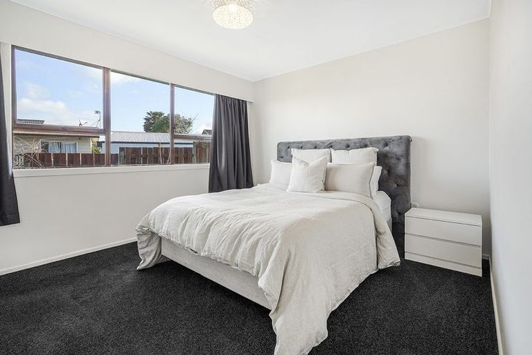 Photo of property in 54 Morrow Avenue, St Andrews, Hamilton, 3200