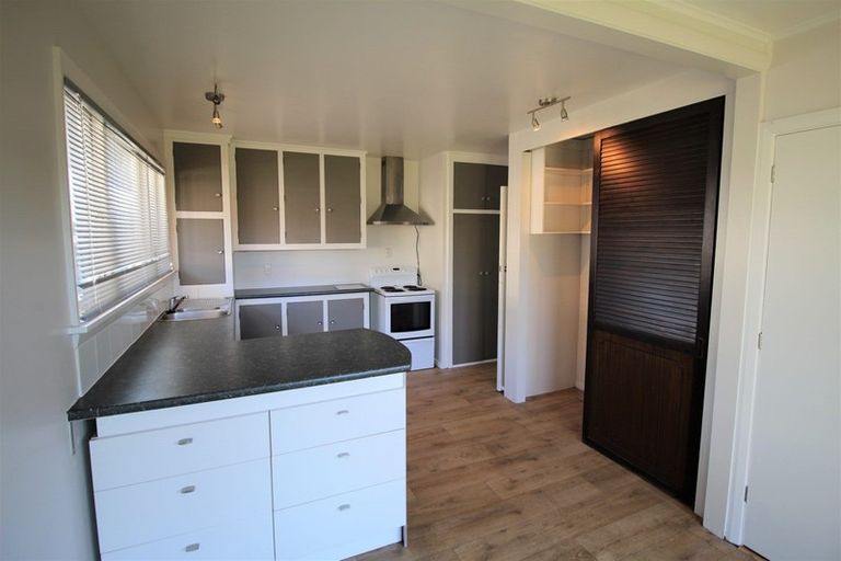 Photo of property in 10a Epsom Road, Sockburn, Christchurch, 8042