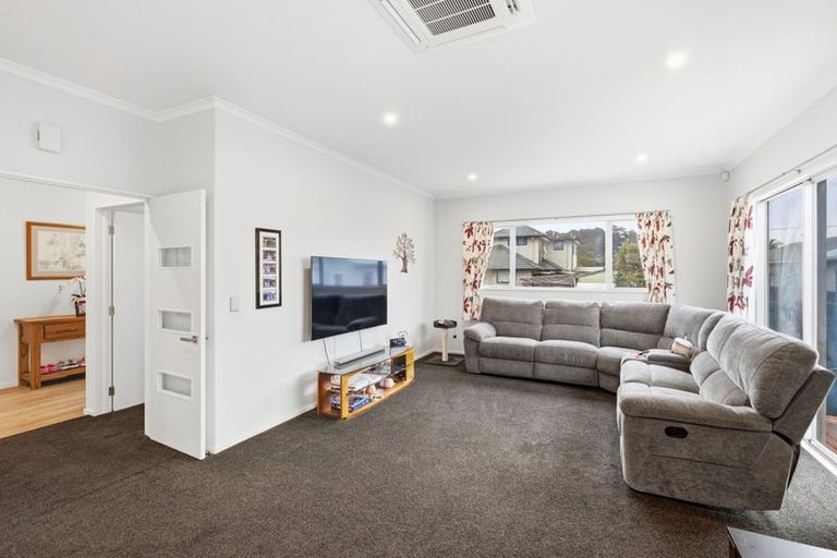 Photo of property in 345 Estuary Road, South New Brighton, Christchurch, 8062