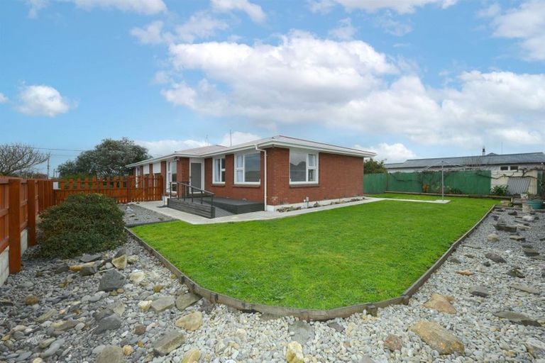 Photo of property in 2/345 Breezes Road, Aranui, Christchurch, 8061