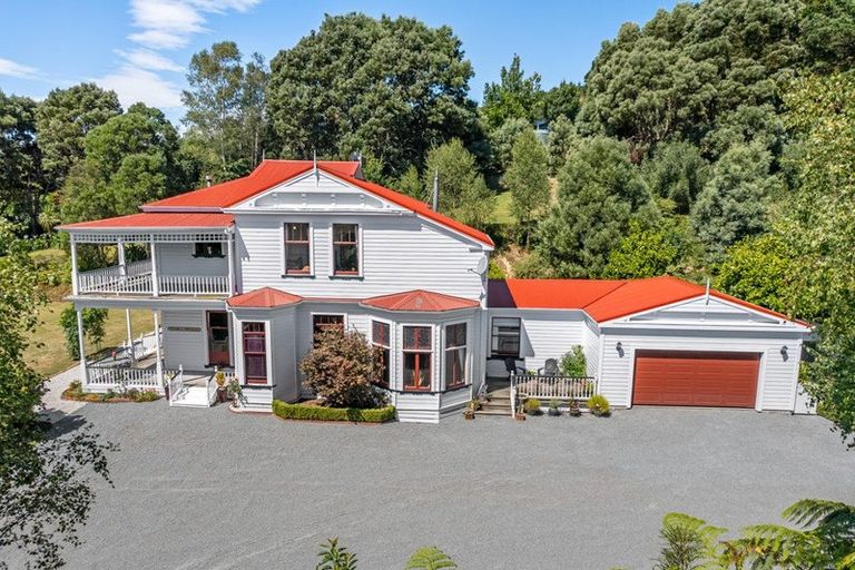 Photo of property in 215a Katherine Mansfield Drive, Whitemans Valley, Upper Hutt, 5371