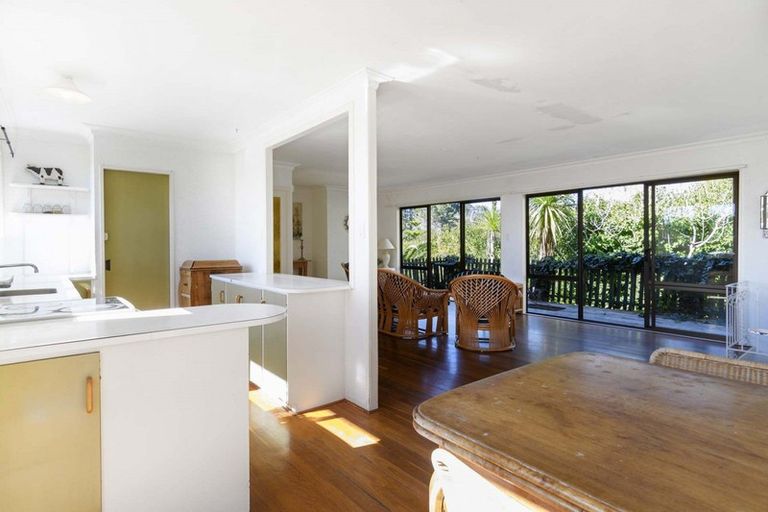 Photo of property in 30 Ngapeke Road, Welcome Bay, Tauranga, 3175