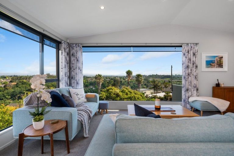 Photo of property in 25 La Cumbre Close, Bethlehem, Tauranga, 3110