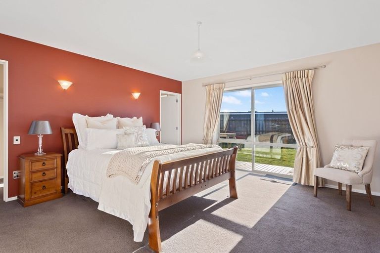 Photo of property in 18 Clifford Place, Amberley, 7410