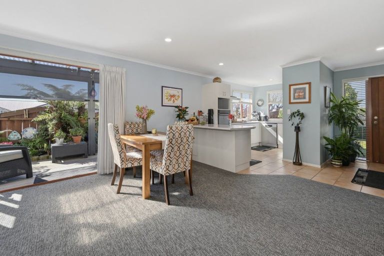 Photo of property in Cotswold Court, 1/8 Cheyne Road, Pyes Pa, Tauranga, 3112