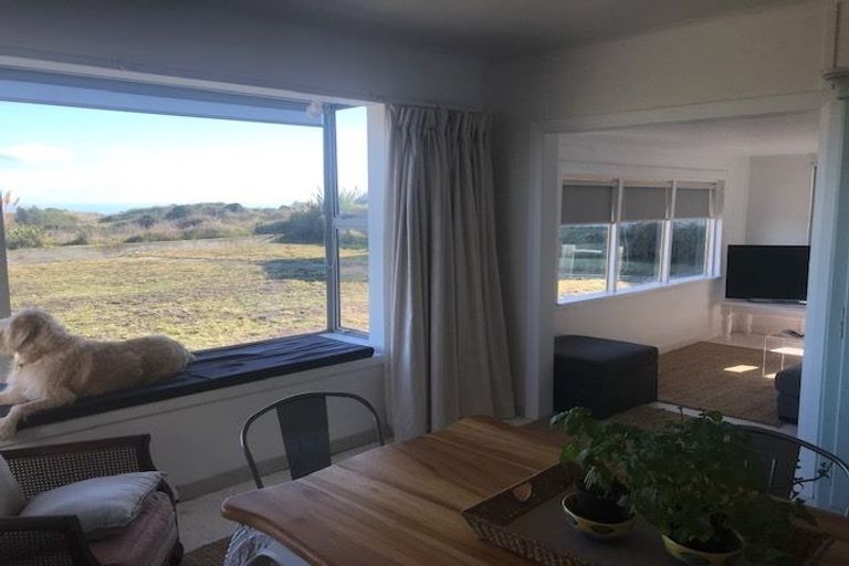 Photo of property in 3 Kent Avenue, Waitarere Beach, Levin, 5510