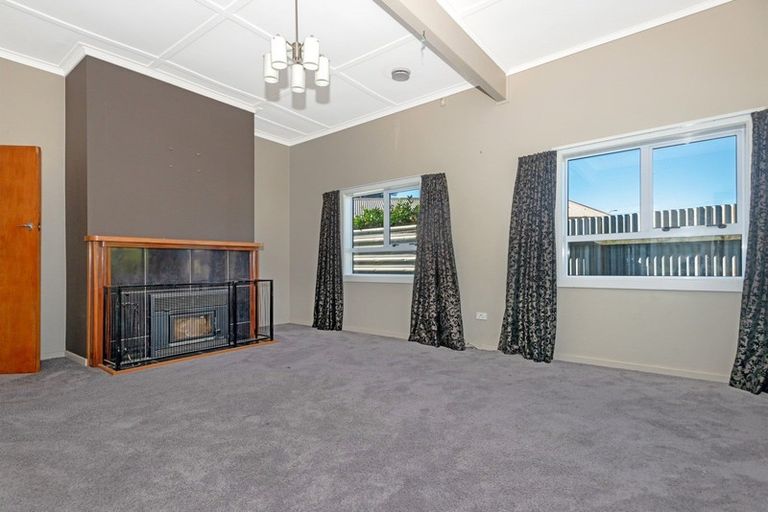 Photo of property in 1 Lyndhurst Street, Awapuni, Gisborne, 4010