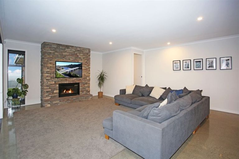 Photo of property in 5 Braxonne Close, Pukekohe, 2120