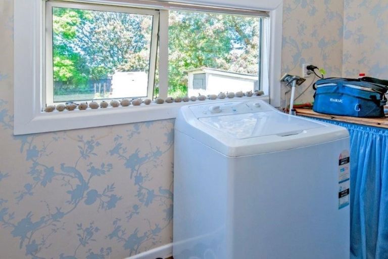 Photo of property in 6 King Street, Doyleston, 7682