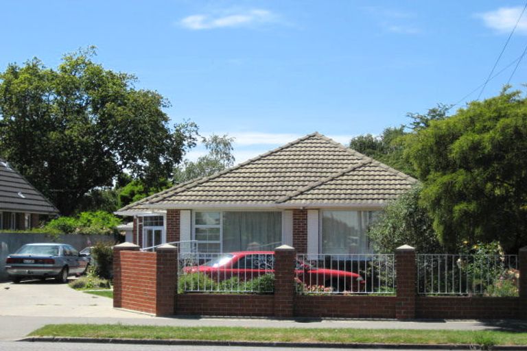 Photo of property in 224 Avonhead Road, Avonhead, Christchurch, 8042