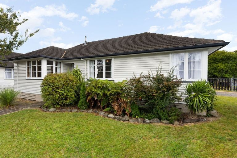 Photo of property in 55a Ross Crescent, Fairfield, Hamilton, 3214