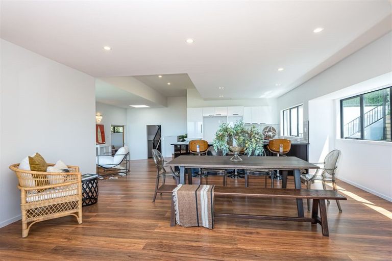 Photo of property in 139 Mount Pleasant Road, Mount Pleasant, Christchurch, 8081