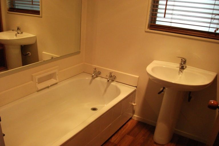 Photo of property in 21 Kennedy Avenue, Feilding, 4702