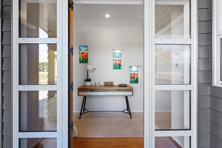 Photo of property in 191 Harakeke Road, Te Horo, Otaki, 5581