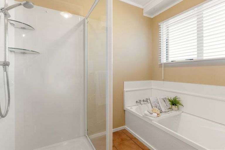 Photo of property in 95 Rototuna Road, Rototuna, Hamilton, 3210