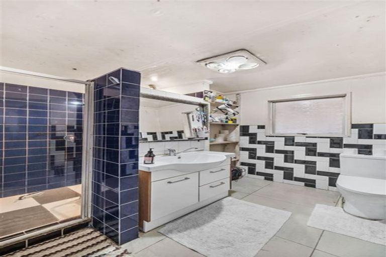 Photo of property in 4 Serrano Place, Clover Park, Auckland, 2023