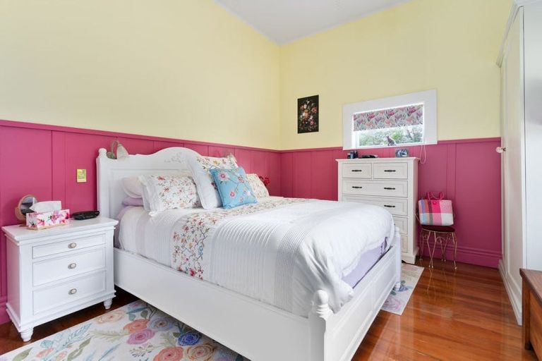 Photo of property in 463 High Street South, Carterton, 5713