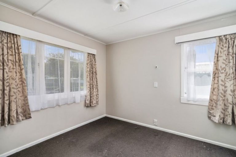 Photo of property in 6 Ross Road, Western Heights, Rotorua, 3015