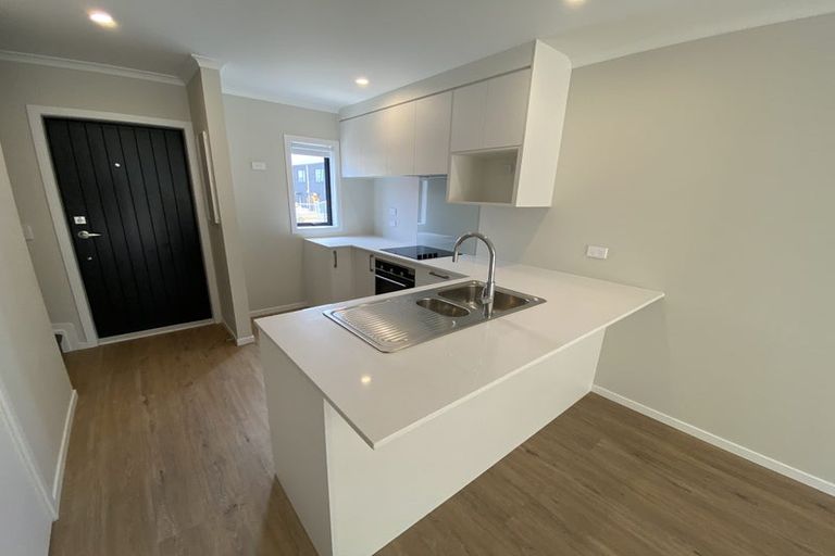 Photo of property in 23/125b Metcalfe Road, Ranui, Auckland, 0612