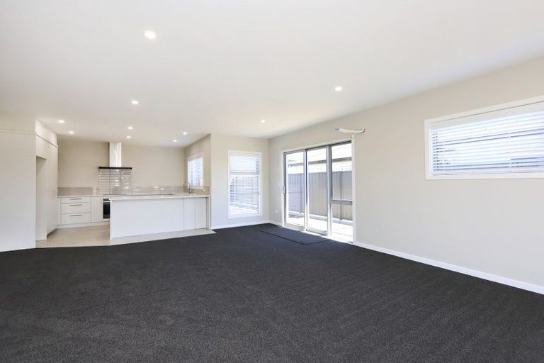 Photo of property in 6 Cassin Place, Taradale, Napier, 4112