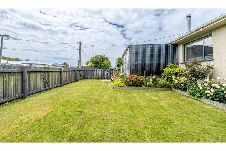 Photo of property in 23 Cargill Street, Waikiwi, Invercargill, 9810